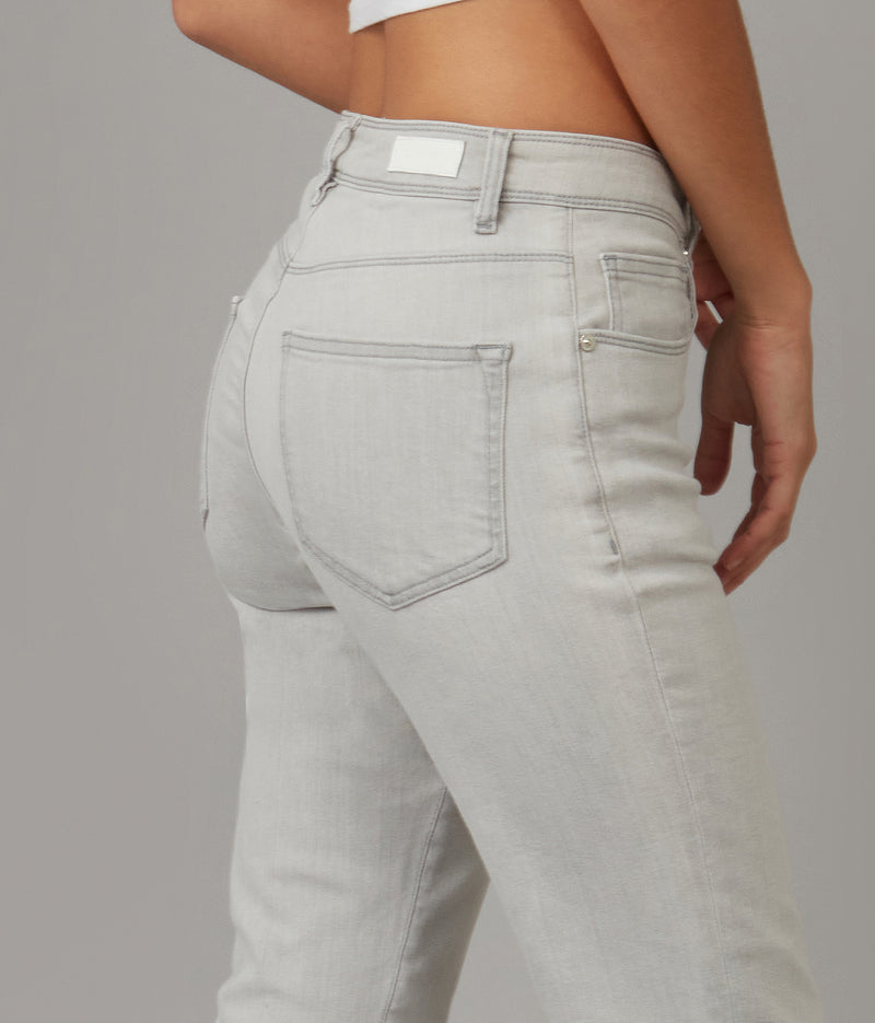 JASPER-MA Mid Rise Straight Jeans