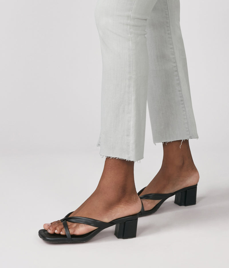 GENE-MA Mid Rise Bootcut Jeans