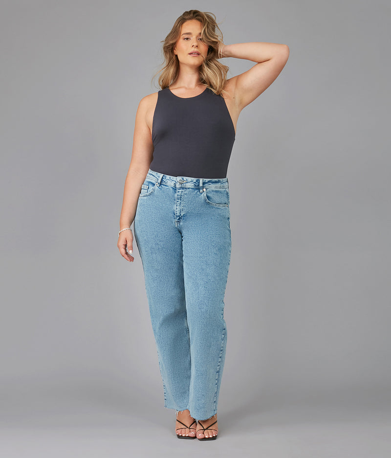 COLETTE-VIB High Rise Wide Leg Jeans 30" Inseam